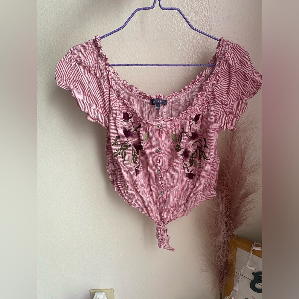 Tie front embroidered peasant top